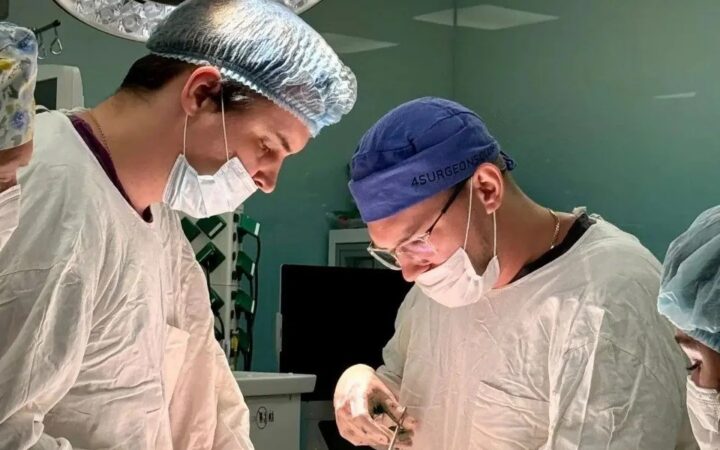 Воронежские врачи провели операцию без разрезов на животе