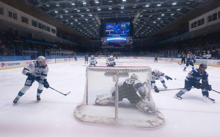 «Буран» потерпел второе подряд поражение, уступив «Норильску» дома
