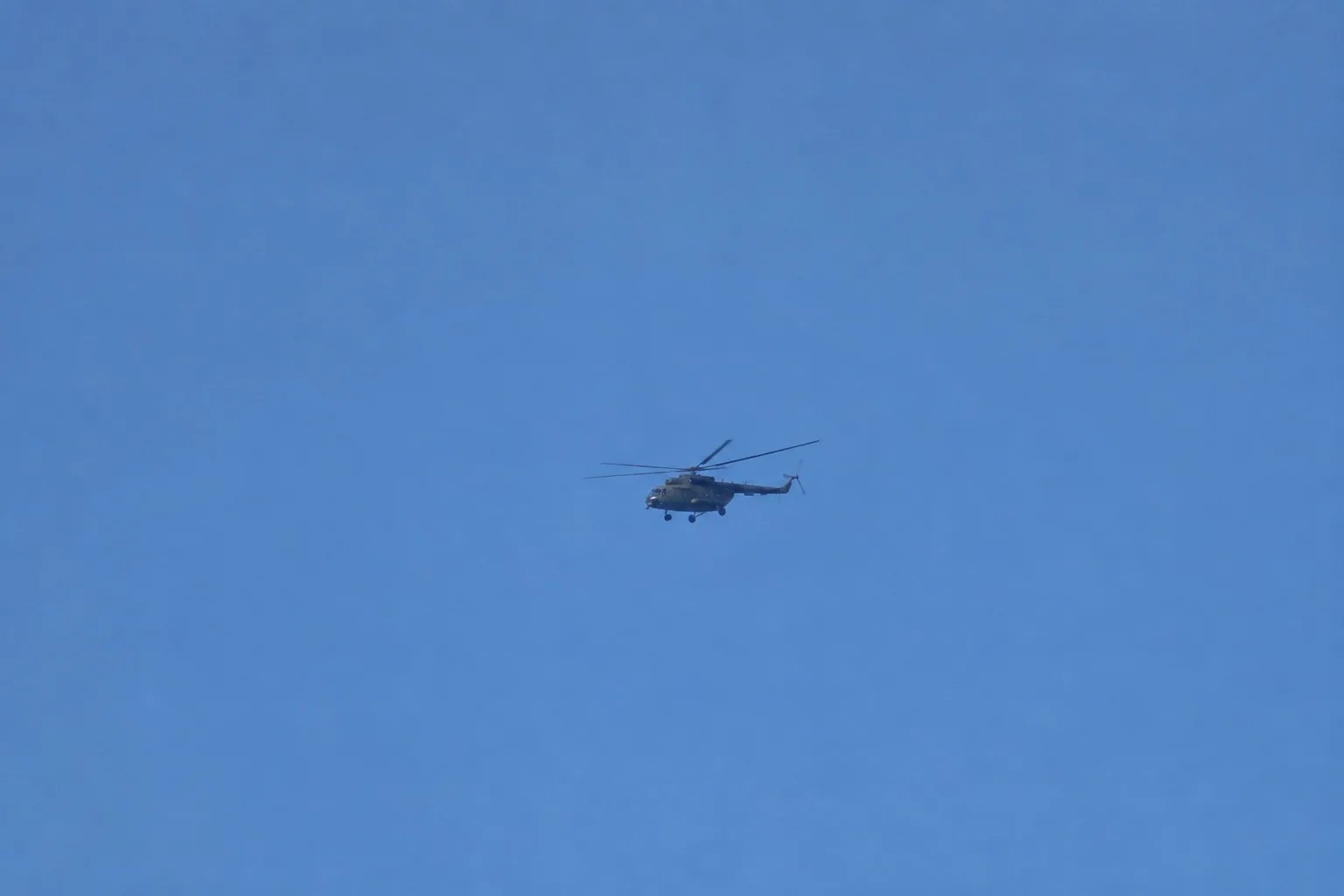 В Аннинском районе разбился военный вертолет — сообщается о трех погибших