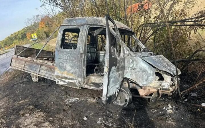 «Газель» сгорела после столкновения с КамАЗом под Воронежем: есть пострадавшие