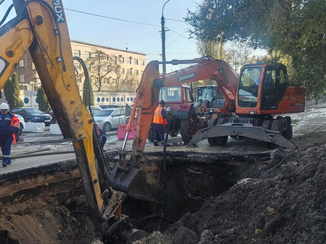Выросло число домов, оставшихся без воды из-за серьёзной коммунальной аварии в Воронеже