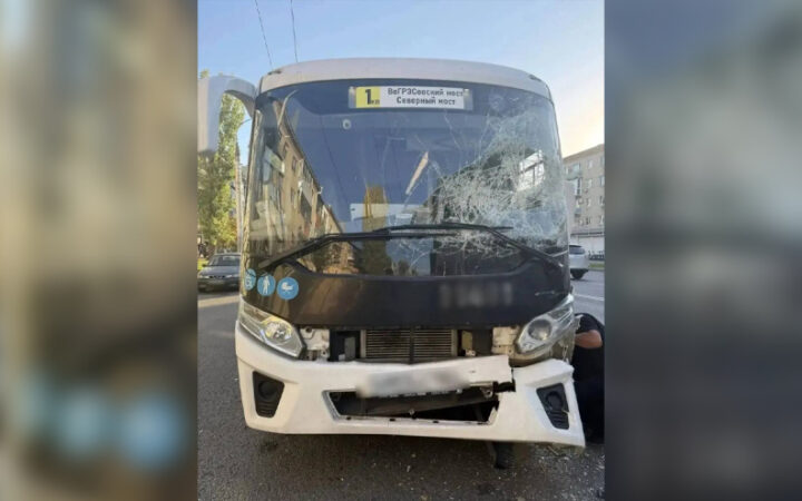 В Воронеже установили водителя, скрывшегося после ДТП с двумя автобусами