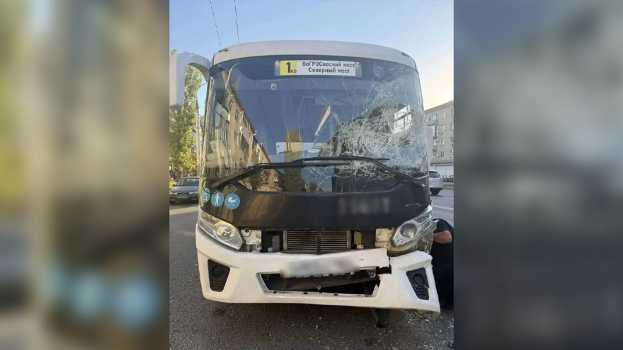 В Воронеже установили водителя, скрывшегося после ДТП с двумя автобусами